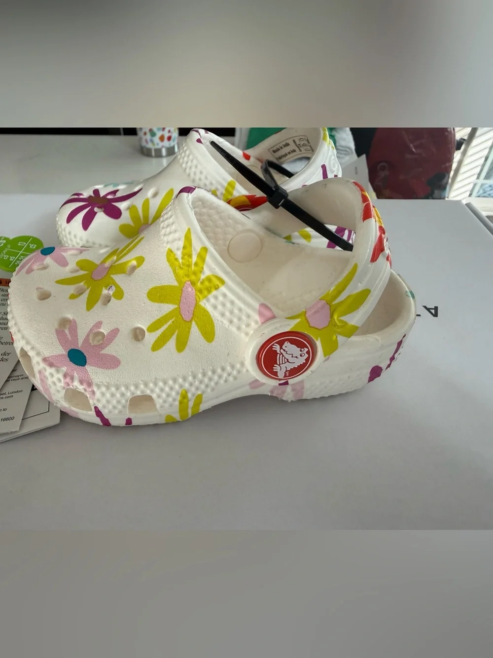 CROCS Kids White Floral Clog with Yellow, Pink & Purple Flowers Size 5c
